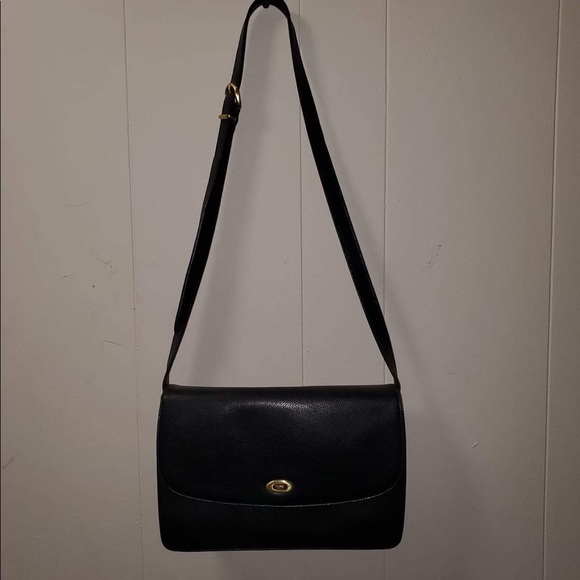 GORGEOUS Vintage COACH Shoulder bag! 👜 - Picture 2 of 7